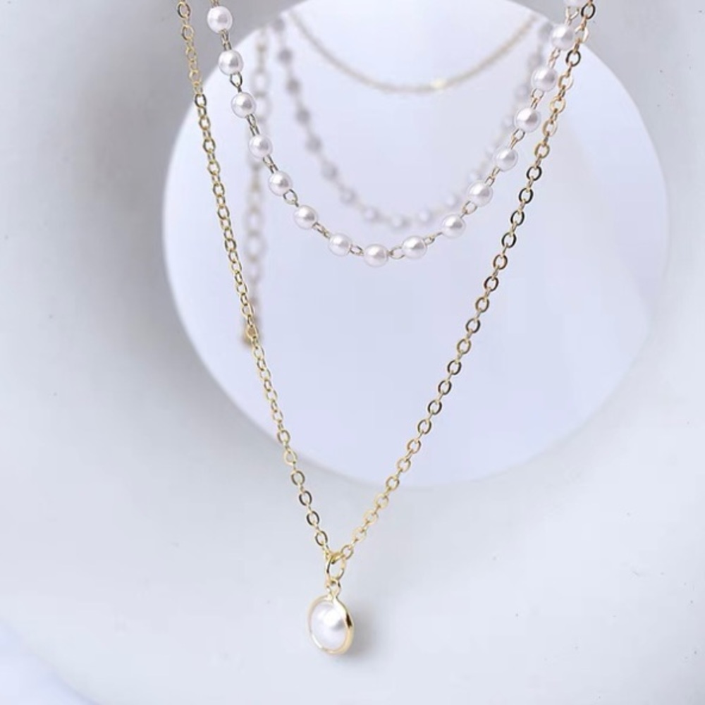❣️$25/3❣️ Faux Pearls Double Chain Pendant Necklace - Picture 4 of 9